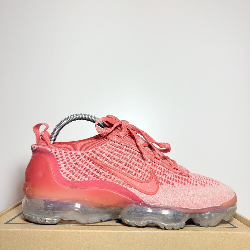 Nike Air VaporMax 2021 Flyknit Pink Womens Running Shoes Athletic Sneakers 9.5